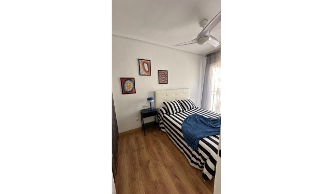 Sprzedaż - Apartament - Orihuela costa