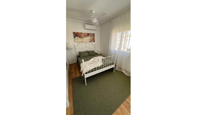 Sprzedaż - Apartament - Orihuela costa