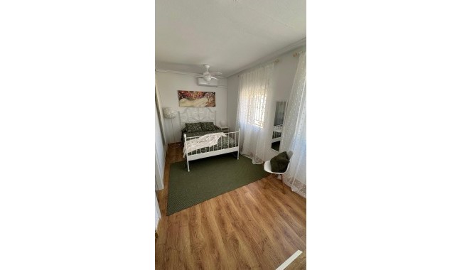 Sprzedaż - Apartament - Orihuela costa
