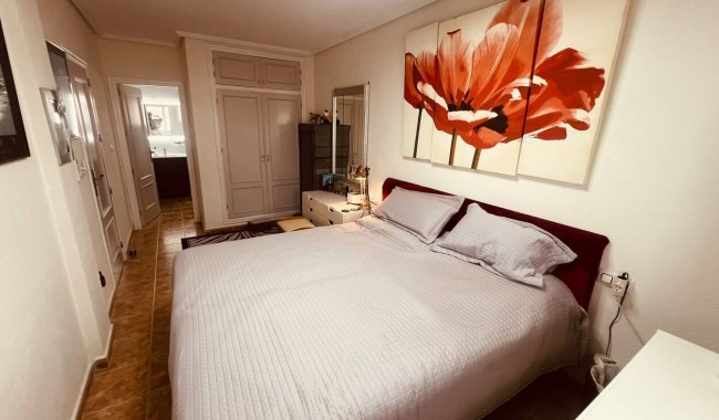 Brukt - Villa - Villamartín - Costa Blanca