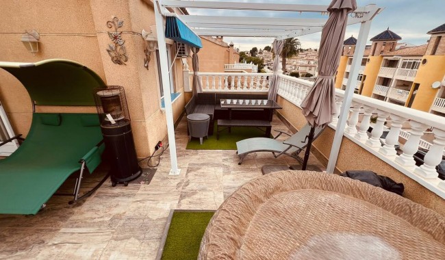 Brukt - Villa - Villamartín - Costa Blanca