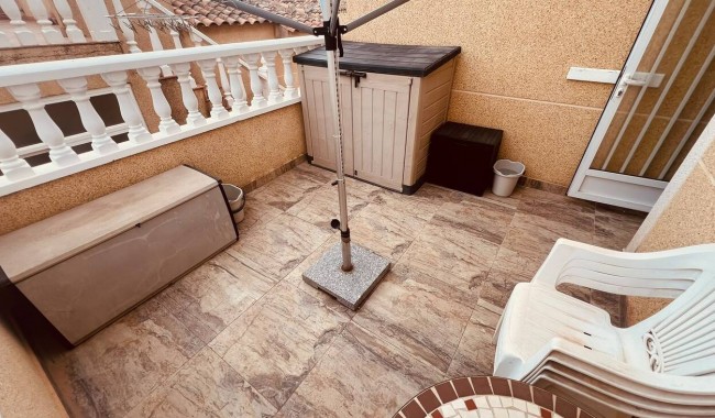 Brukt - Villa - Villamartín - Costa Blanca
