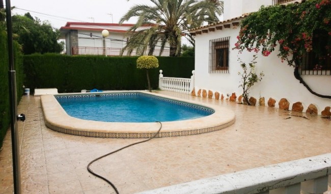 Segunda mano - Villa - Orihuela Costa - Orihuela costa