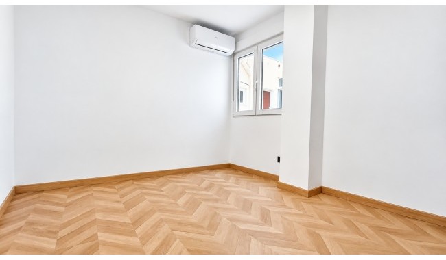Sprzedaż - Apartament - Torrevieja
