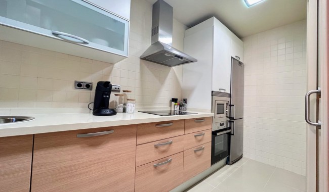 Sprzedaż - Apartament - LOS ALCÁZARES