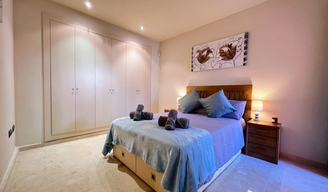 Sprzedaż - Apartament - LOS ALCÁZARES