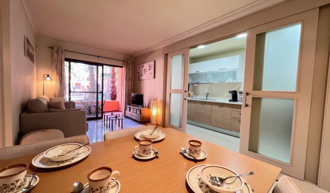 Sprzedaż - Apartament - LOS ALCÁZARES