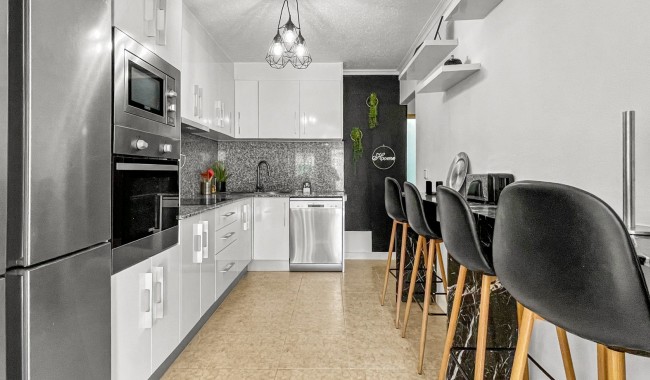 Resale - Apartment - Torrevieja - Torreta florida