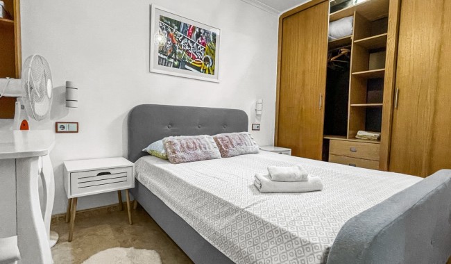 Resale - Apartment - Torrevieja - Torreta florida