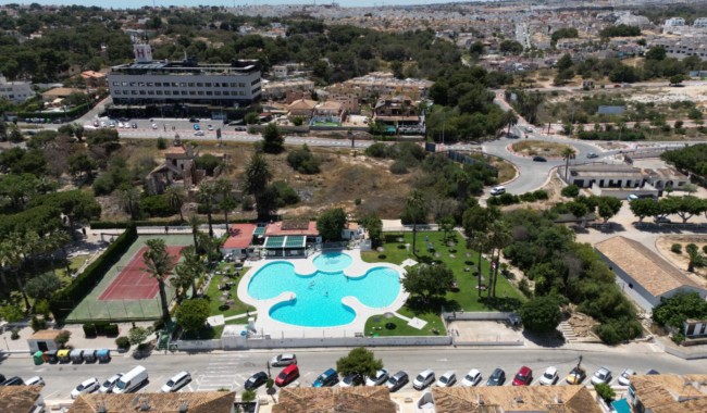 Sprzedaż - Kamienica - Torrevieja - Lago jardin