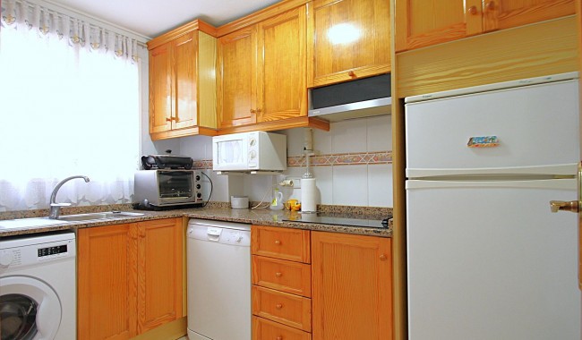 Sprzedaż - Apartament - Torrevieja - Las Piscinas Naturales