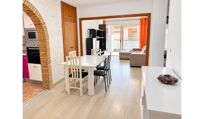 Sprzedaż - Apartament - Torrevieja - Playa de los Naufragos