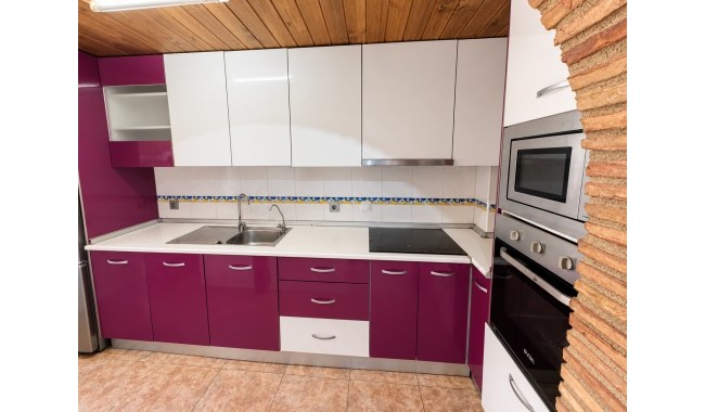 Sprzedaż - Apartament - Torrevieja - Playa de los Naufragos