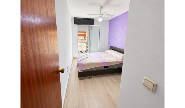 Sprzedaż - Apartament - Torrevieja - Playa de los Naufragos