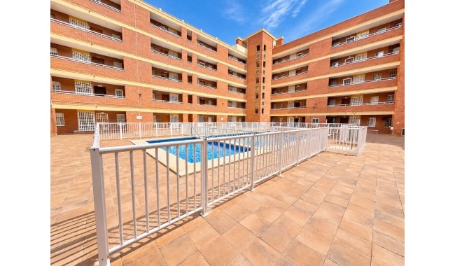 Sprzedaż - Apartament - Torrevieja - Playa de los Naufragos