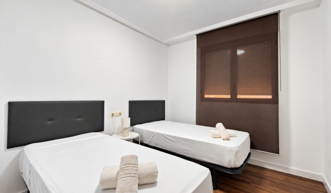 Sprzedaż - Apartament - Torrevieja - Playa del cura