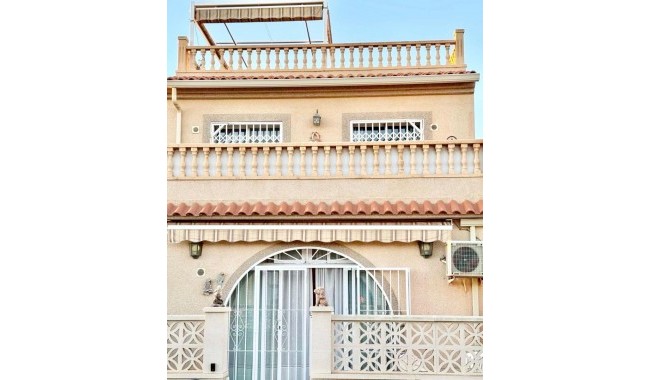 Sprzedaż - Kamienica - Torrevieja