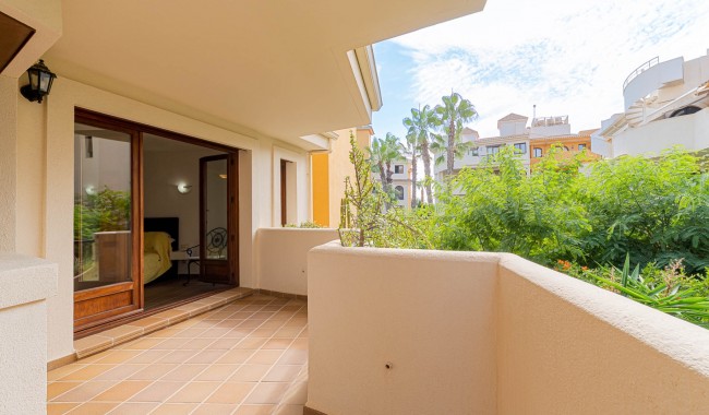 Resale - Apartment - Punta Prima