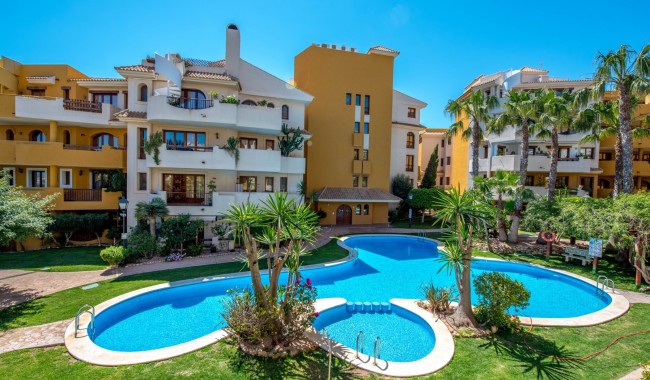 Resale - Apartment - Punta Prima