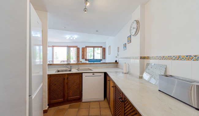 Resale - Apartment - Punta Prima
