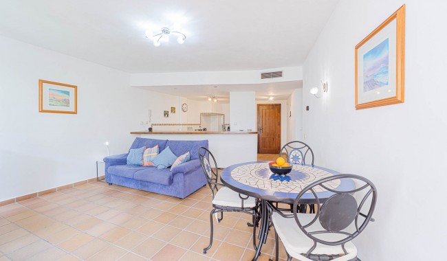 Resale - Apartment - Punta Prima