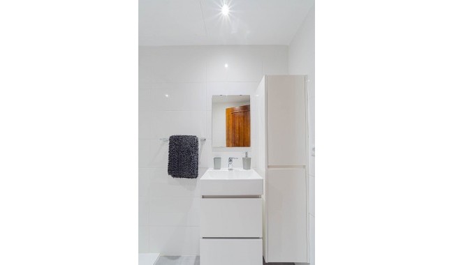 Resale - Apartment - Punta Prima