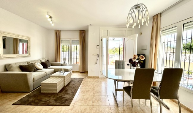 Brukt - Rekkehus - Orihuela Costa - Dehesa de Campoamor