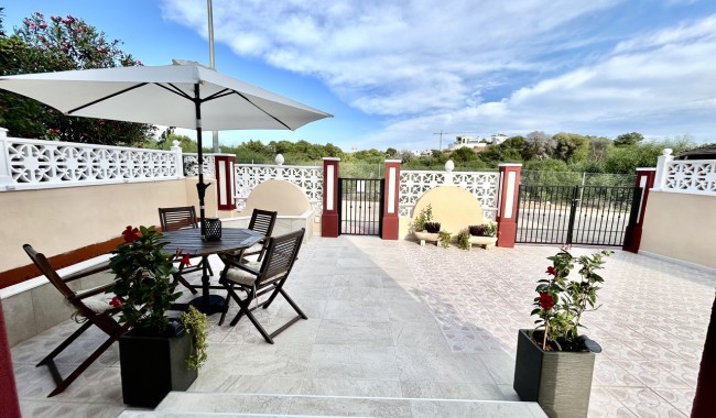 Brukt - Rekkehus - Orihuela Costa - Dehesa de Campoamor