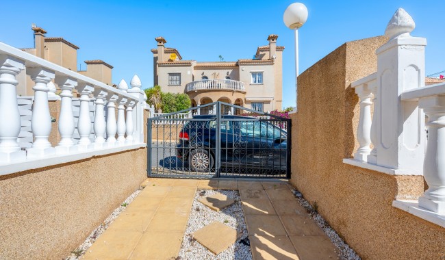 Brukt - Rekkehus - Villamartin - Costa Blanca