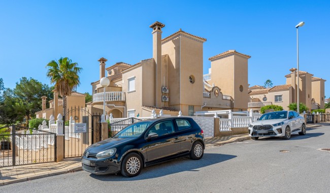 Brukt - Rekkehus - Villamartin - Costa Blanca