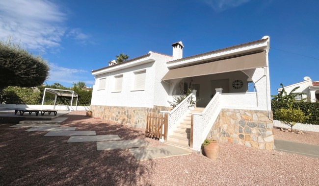 Villa - Resale - Ciudad Quesada/Rojales - Central Quesada