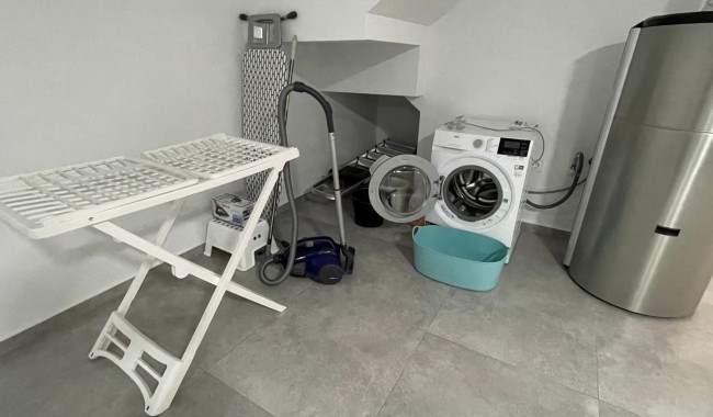 Resale - Villa - Villamartín