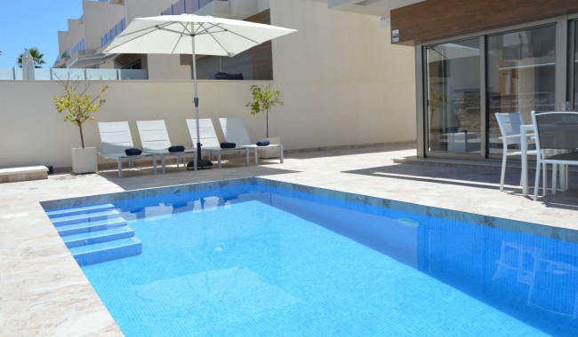 Resale - Villa - Villamartín