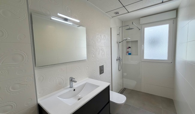 Begagnad - Villa - La Marina