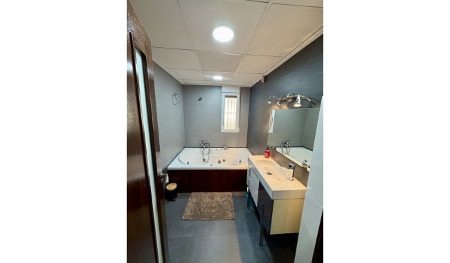 Segunda mano - Apartamento - Benferri