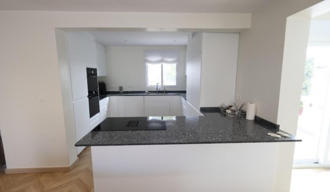 Resale - Villa - Torrevieja - Los Balcones
