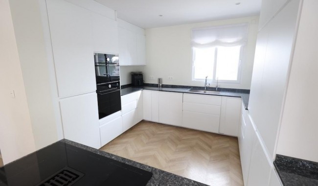 Resale - Villa - Torrevieja - Los Balcones
