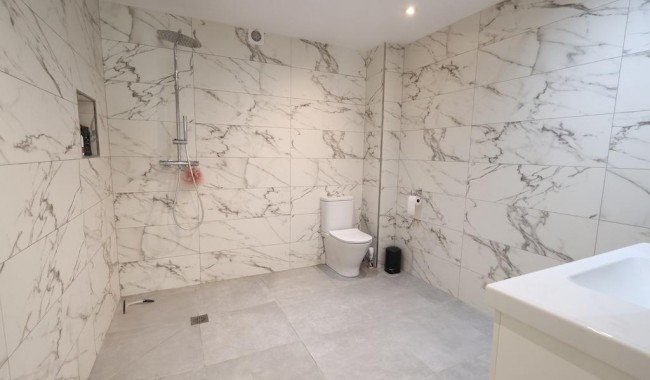 Resale - Villa - Torrevieja - Los Balcones