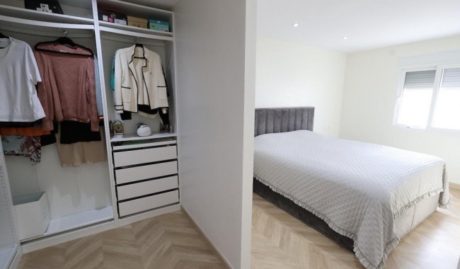 Resale - Villa - Torrevieja - Los Balcones
