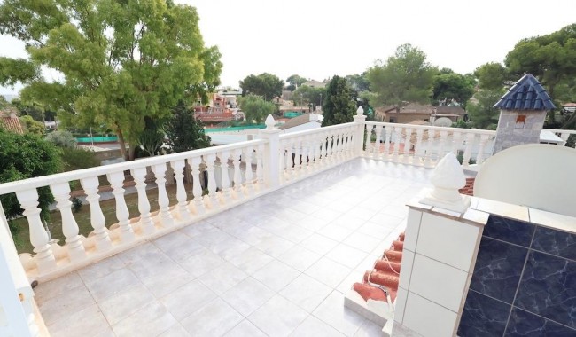 Resale - Villa - Torrevieja - Los Balcones