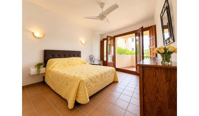 Resale - Apartment - Punta Prima