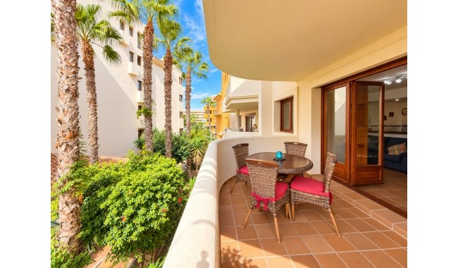 Resale - Apartment - Punta Prima
