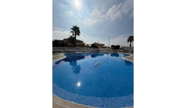 Resale - Townhouse - Orihuela - LAS FILIPINAS