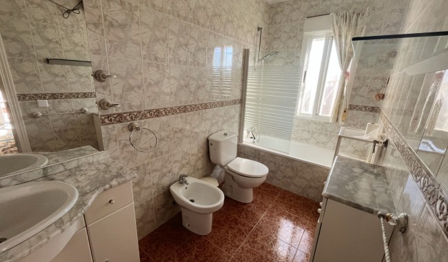 Resale - Villa - Ciudad Quesada/Rojales - Central Quesada