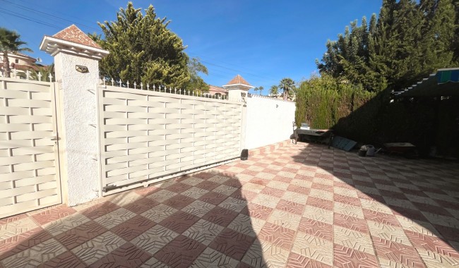 Resale - Villa - Ciudad Quesada/Rojales - Central Quesada