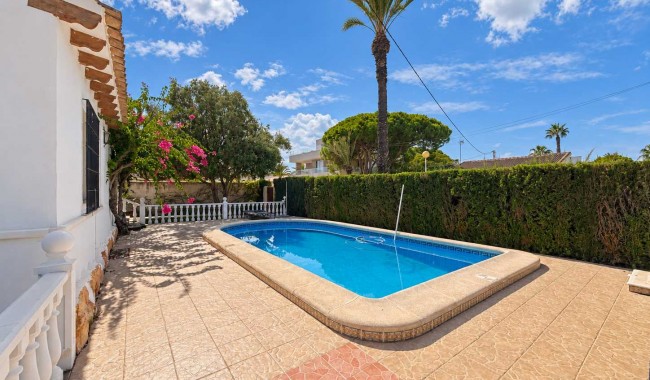 Brukt - Villa - Cabo Roig