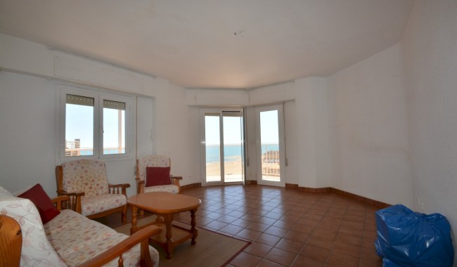 Resale - Apartment - Torrevieja - La Mata