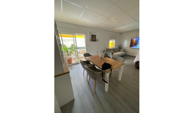 Resale - Apartment - Guardamar - Guardamar Playa