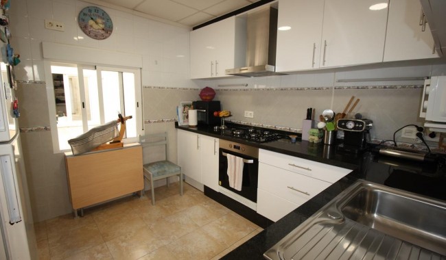 Resale - Apartment - Guardamar - Guardamar Playa