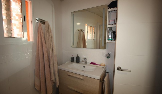 Resale - Apartment - Guardamar - Guardamar Playa